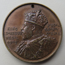 Load image into Gallery viewer, 1908-1909 King Edward VII Medal London County Council For Punctual Attendance
