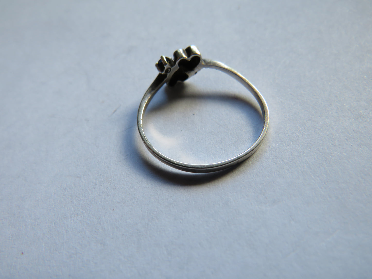 Ladies Sterling Silver Heart Design Ring Full Hallmarks - UK Size - Q