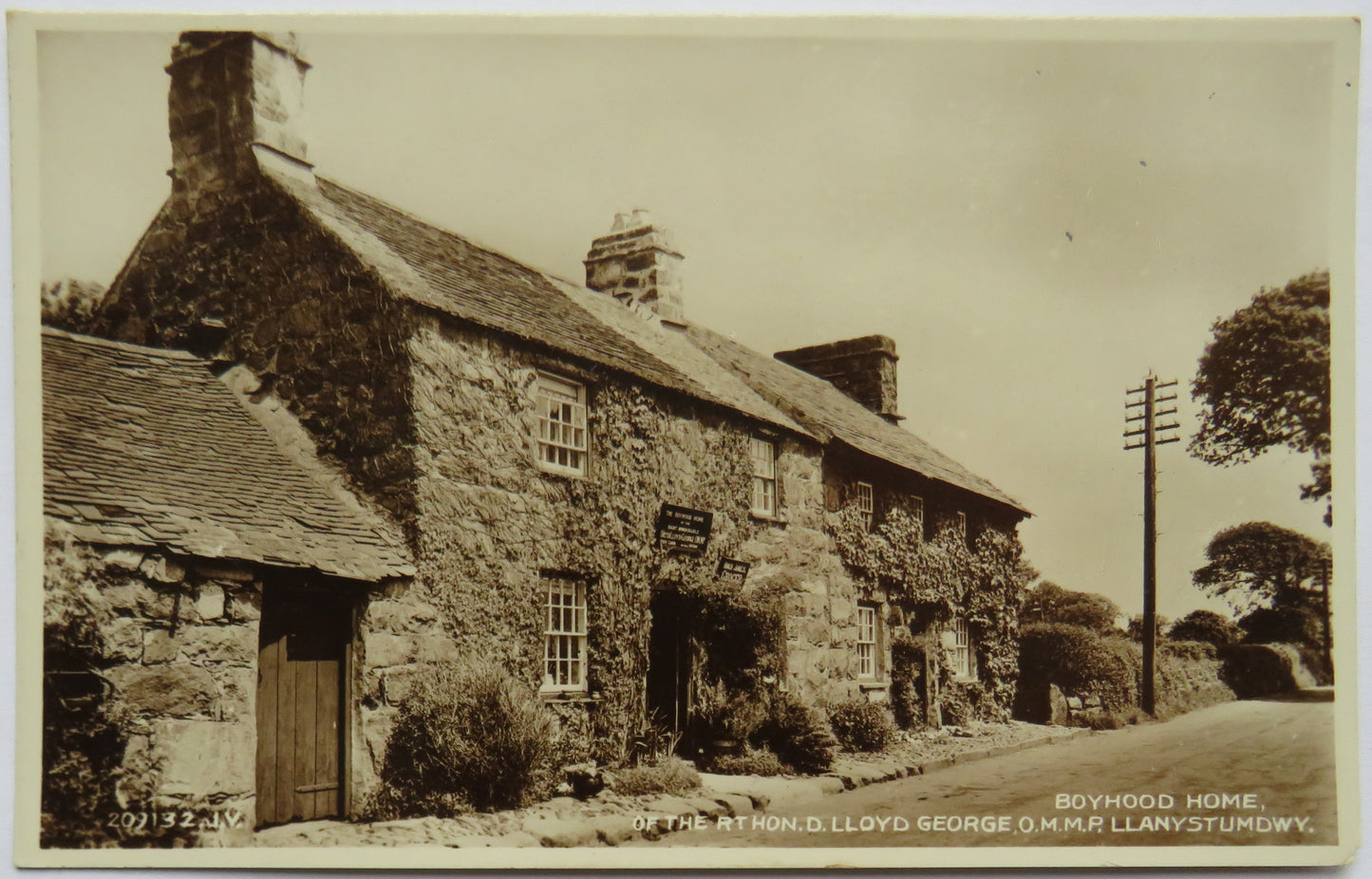 Vintage Postcard of Boyhood Home of the Rt Hon. D. Lloyd Geroge, O.M.M.P. Llanystumdwy