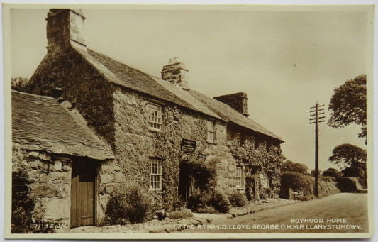 Vintage Postcard of Boyhood Home of the Rt Hon. D. Lloyd Geroge, O.M.M.P. Llanystumdwy