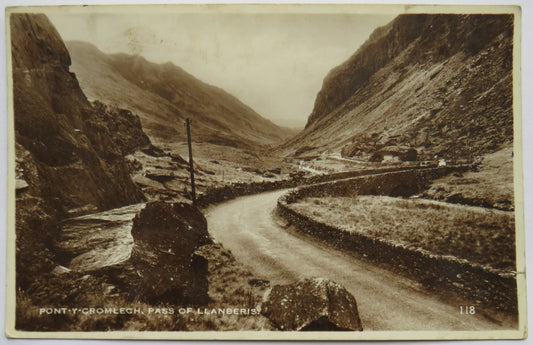 Vintage Postcard of Pont-y-Gromlech, Pass of Llanberis