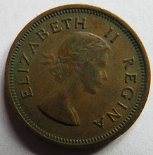 Load image into Gallery viewer, 1953 Queen Elizabeth II South Africa 1/4 Penny / Farthing Coin
