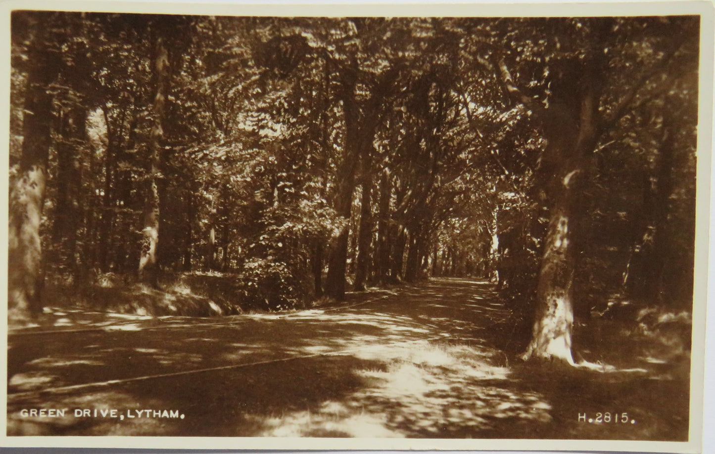 Vintage Postcard Of Green Drive, Lytham 1954