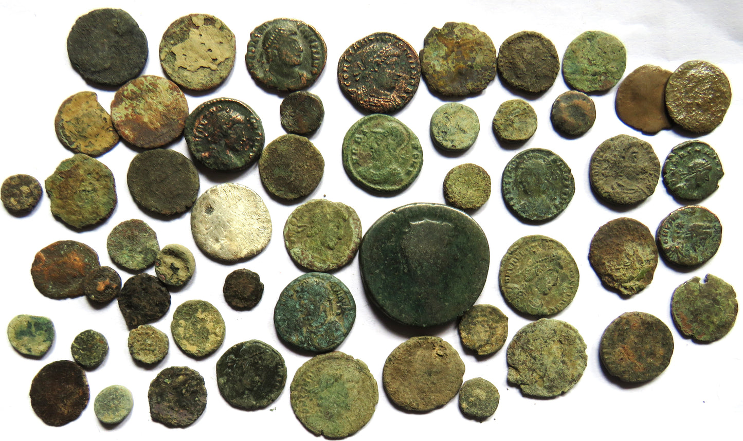 Small Collection of Mainly Roman Coins - Some With Good Detail
