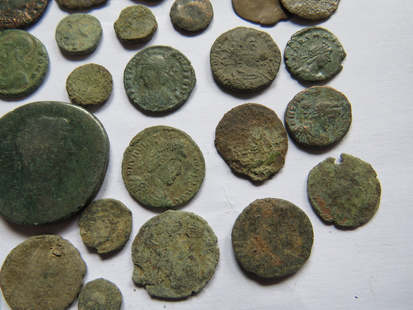 Small Collection of Mainly Roman Coins - Some With Good Detail