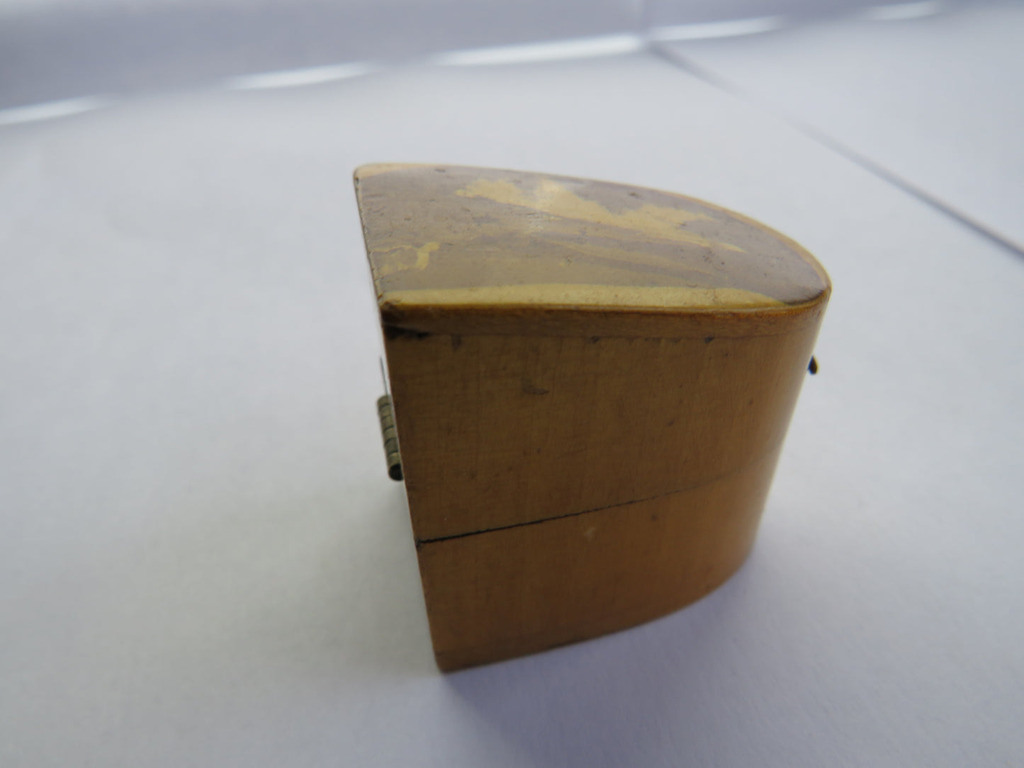 Antique Mauchline Ware Thimble Case "Neidpath Castle"