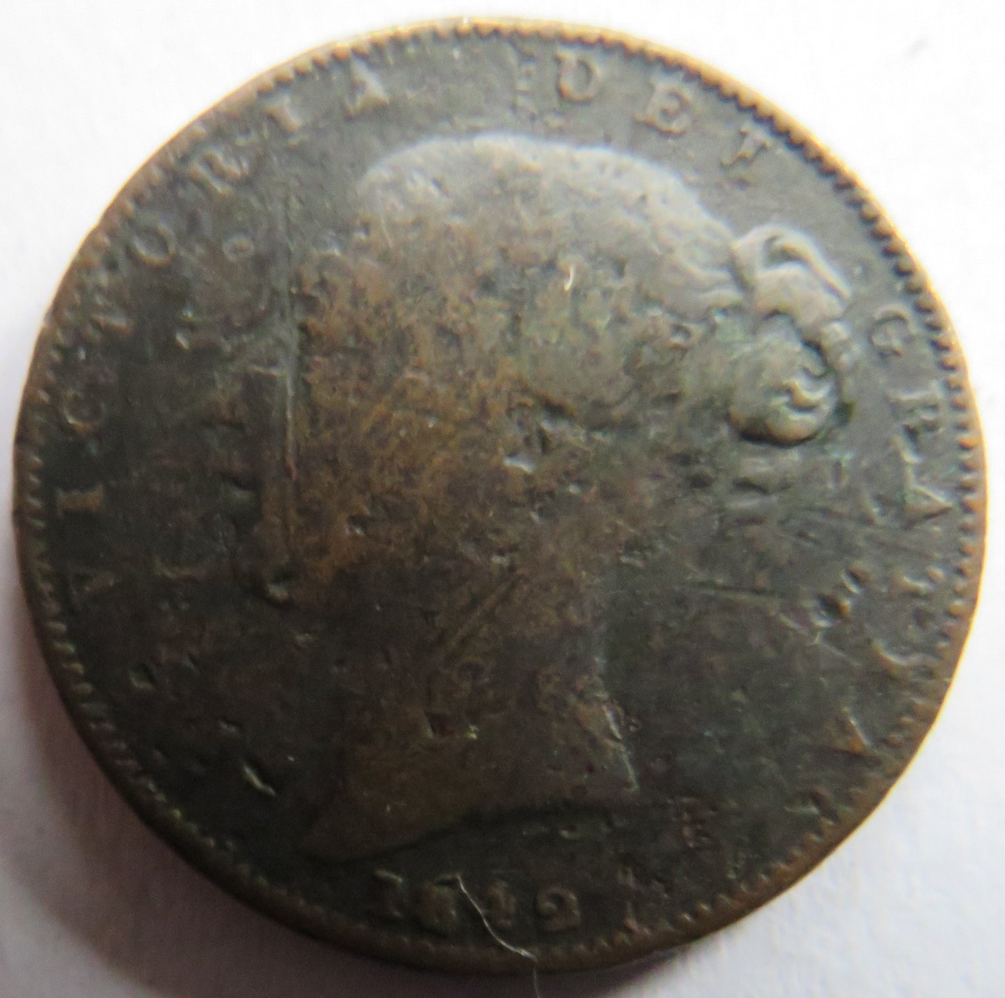 1842 Queen Victoria Young Head Farthing Coin - Great Britain
