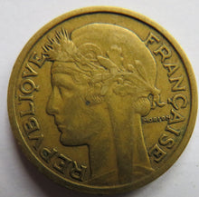 Load image into Gallery viewer, 1933 France 2 Francs Coin
