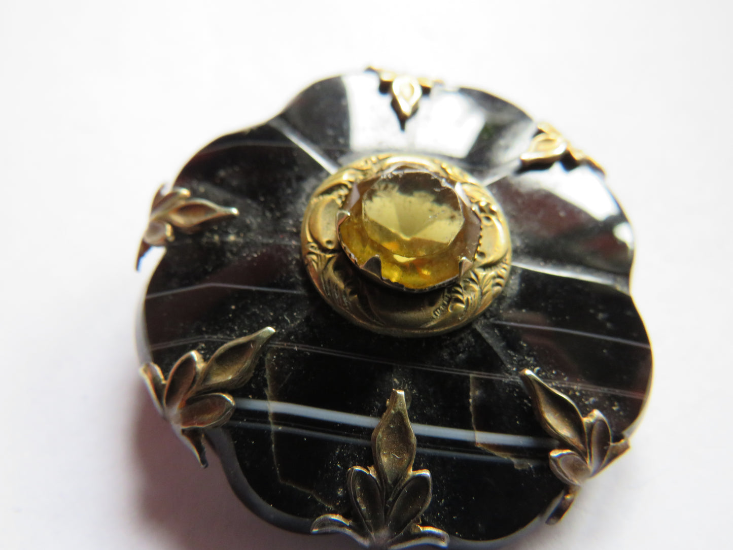Antique Scottish Banded Agate Mourning Brooch