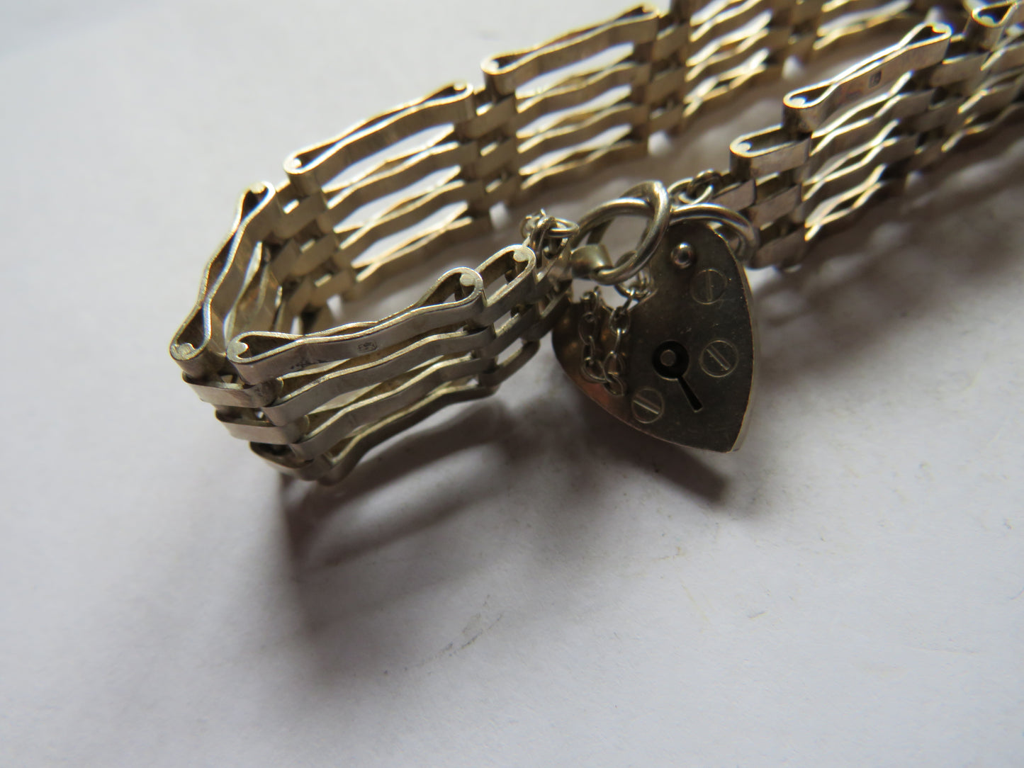 Vintage Ladies Sterling Silver Gate Bracelet
