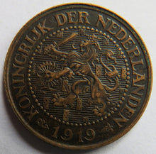 Load image into Gallery viewer, 1919 Netherlands 2 &amp; 1/2 Cent Coin
