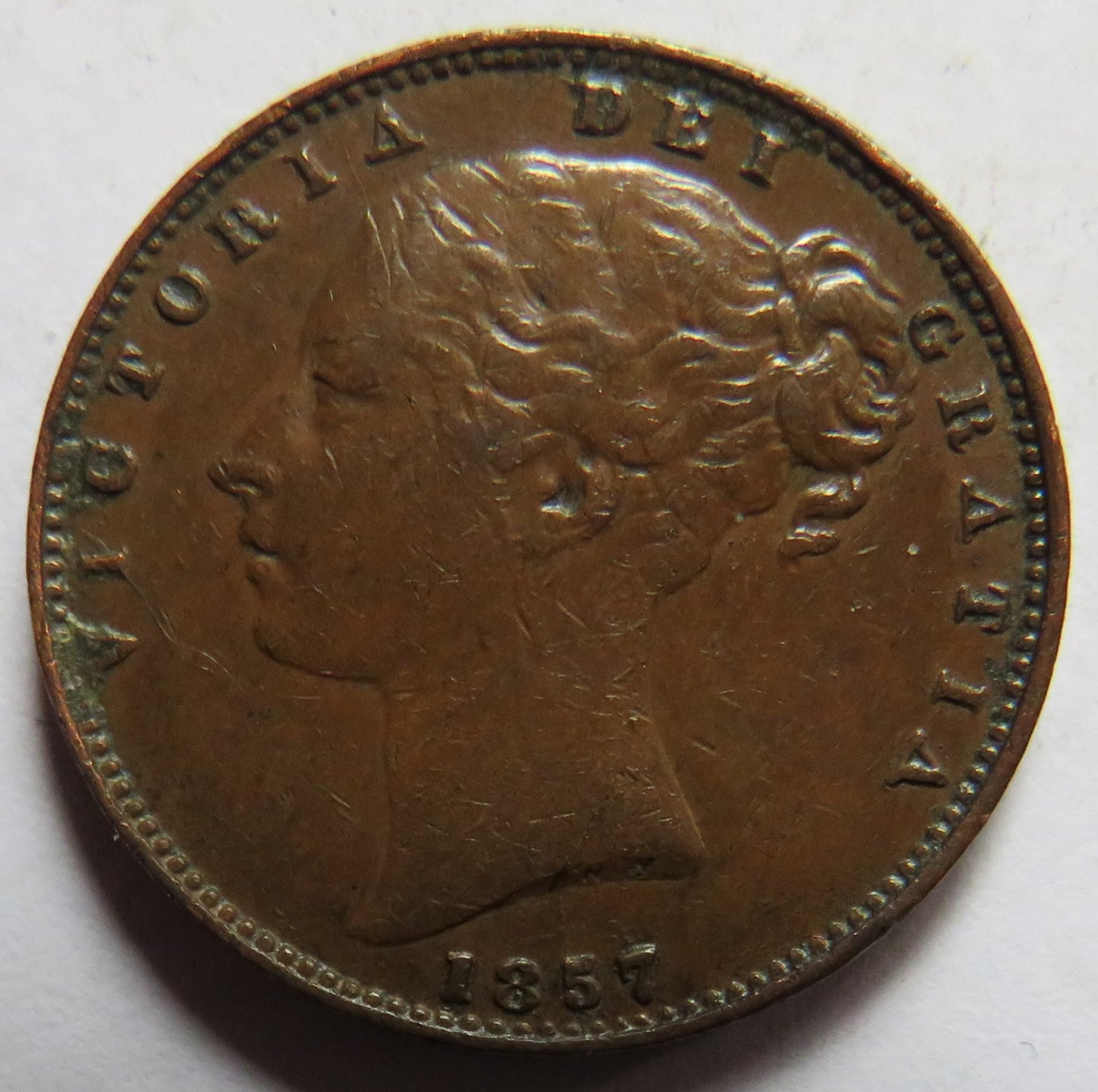 1857 Queen Victoria Young Head Farthing Coin - Great Britain