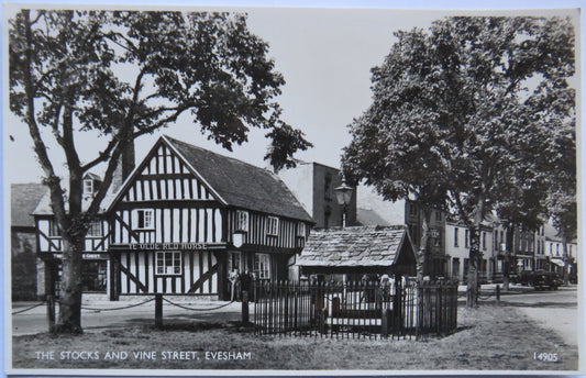 Vintage Postcard of The Stocks and Vine Street, Evesham