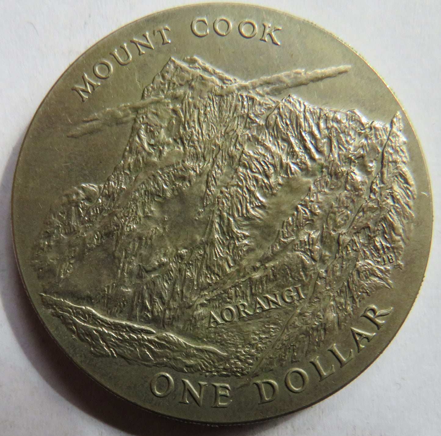 1970 New Zealand $1 One Dollar Coin Mount Cook