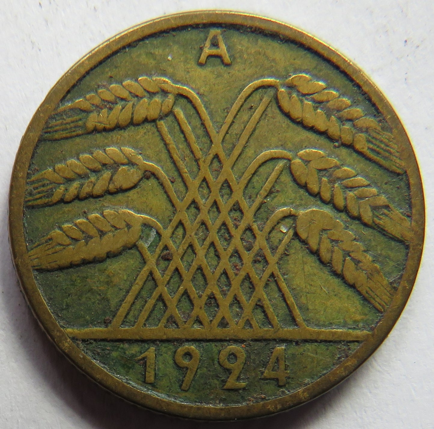 1924-A Germany - Weimar Republic 10 Reichspfennig Coin