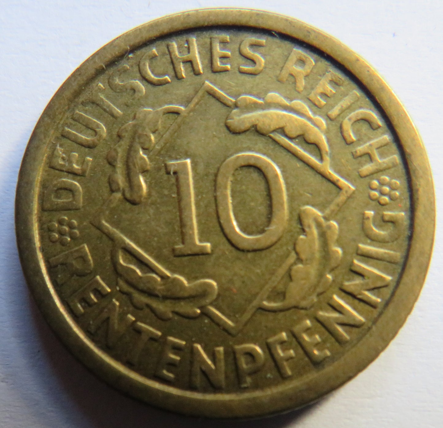 1924-G Germany - Weimar Republic 10 Reichspfennig Coin