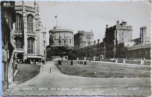 Vintage Postcard of St. George's Chapel and Windsor Castle