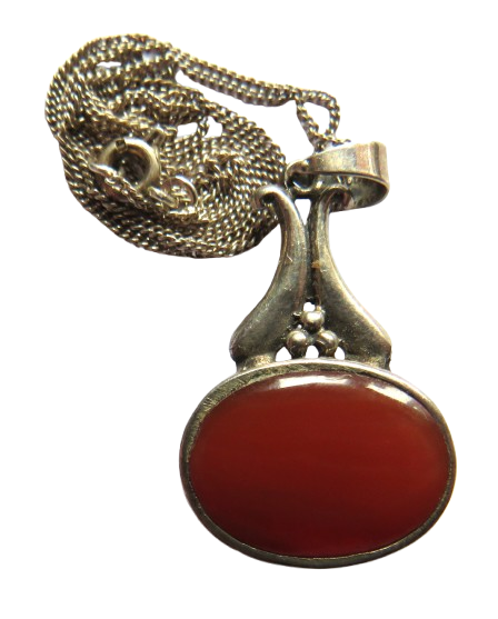 Vintage Ladies Sterling Silver & Carnelian Pendant & Necklace
