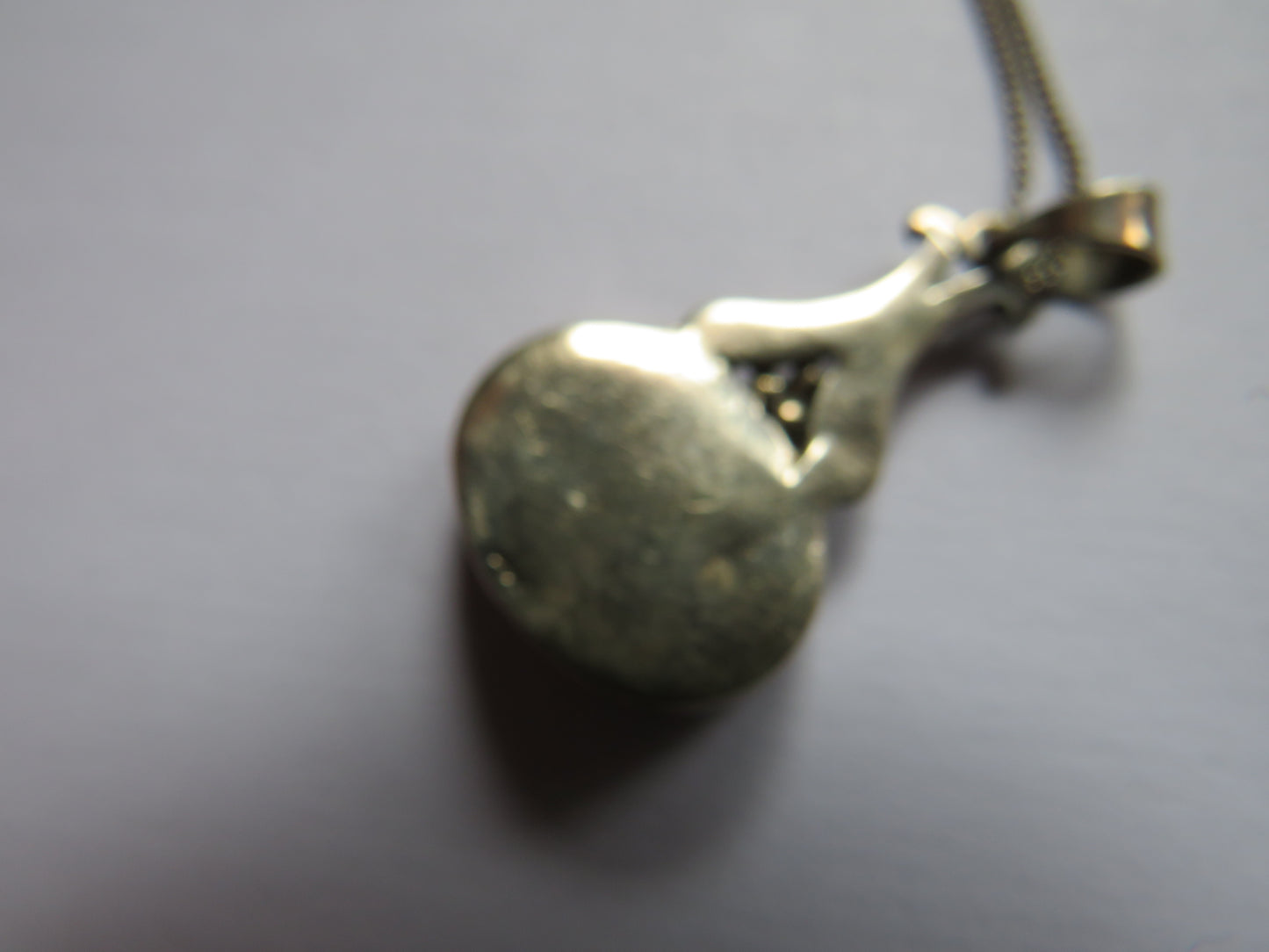 Vintage Ladies Sterling Silver & Carnelian Pendant & Necklace