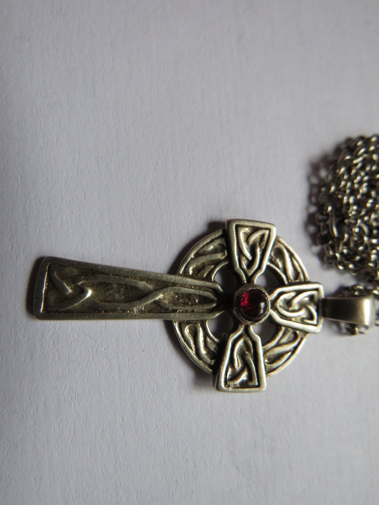 Vintage Ladies Sterling Silver Necklace & Celtic Cross Pendant