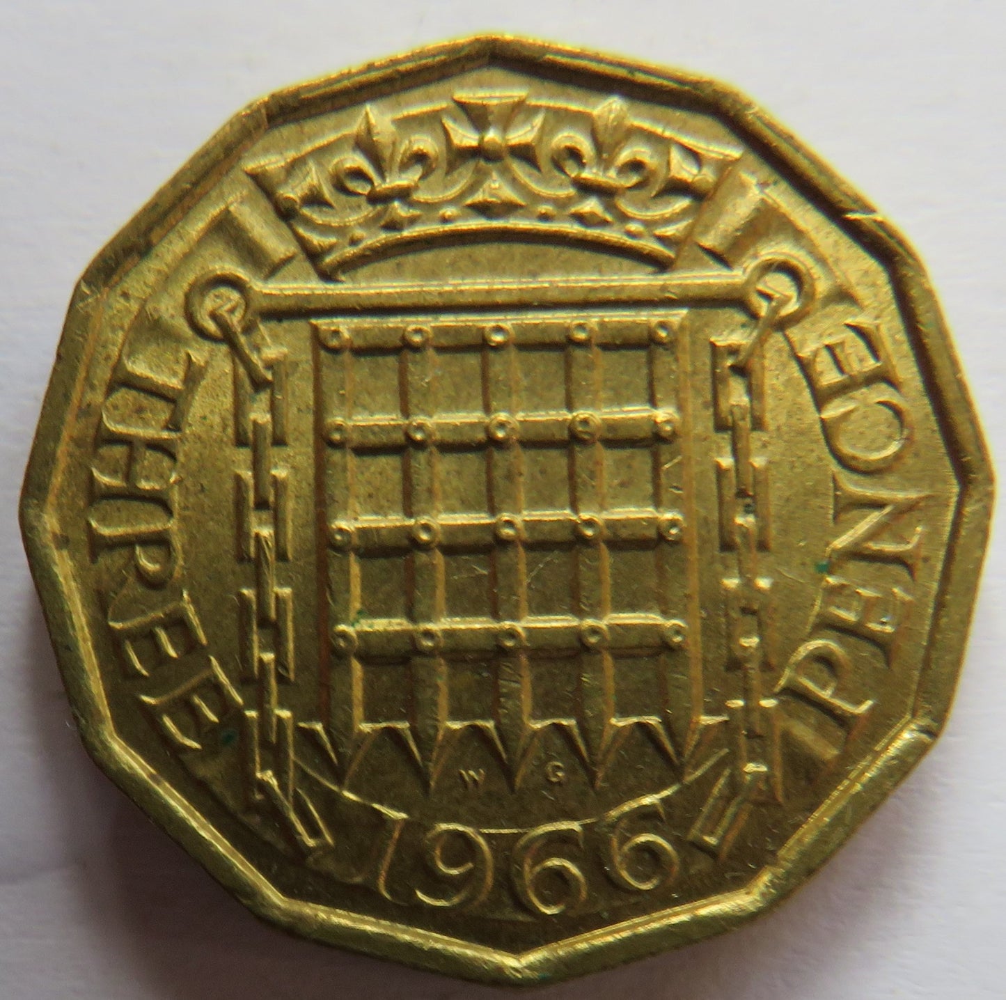 1966 Queen Elizabeth II Brass Threepence Coin In High Grade