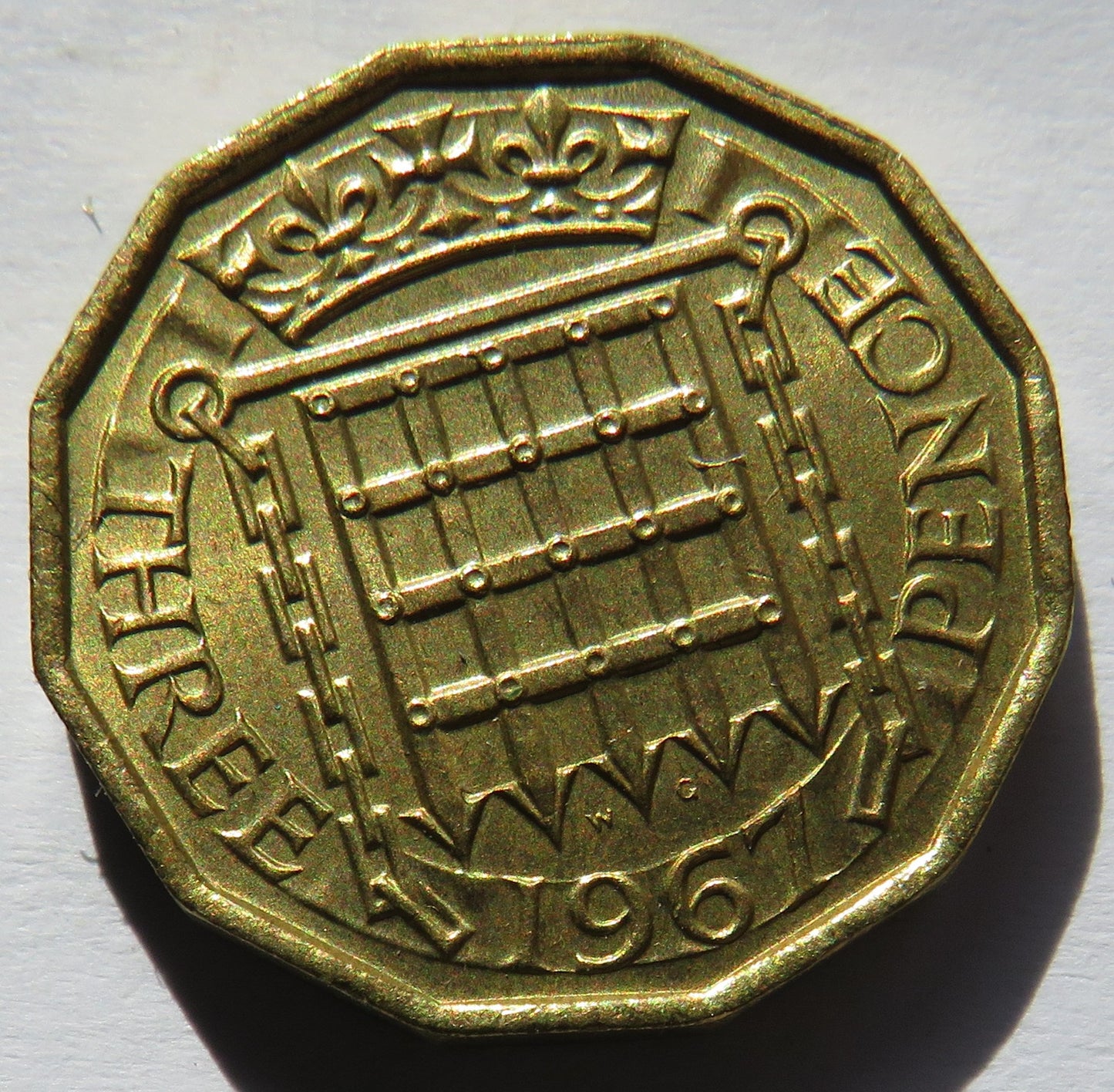 1967 Queen Elizabeth II Brass Threepence Coin In High Grade
