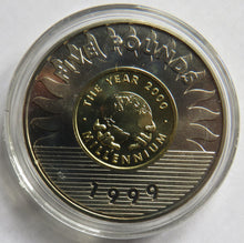 Load image into Gallery viewer, 1999 Guernsey £5 Commemorative Coin Millennium 2000
