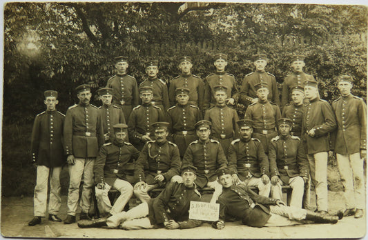 Vintage Postcard of Group of Soldiers 5 Rckr Abilo 165 image 1