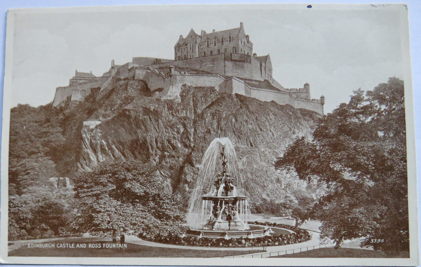 Vintage Postcard Edinburgh Castle and Ross Fountain