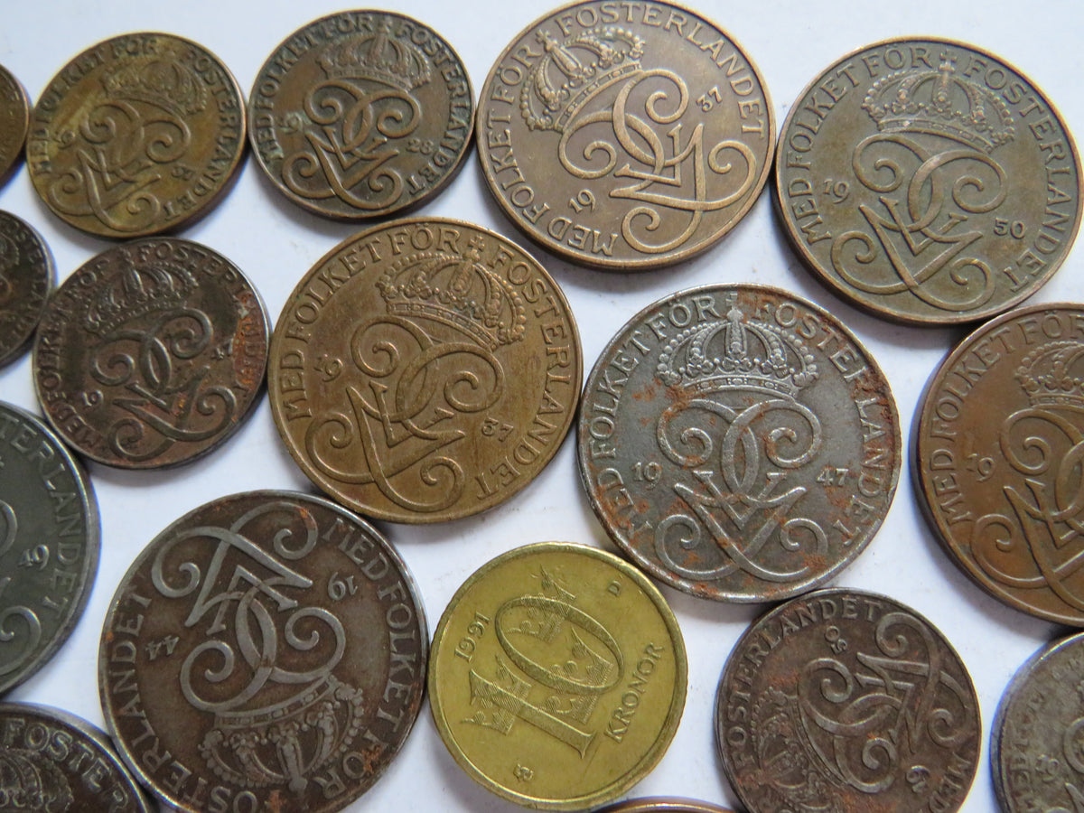 A Good Small Collection of Old Coins From Sweden