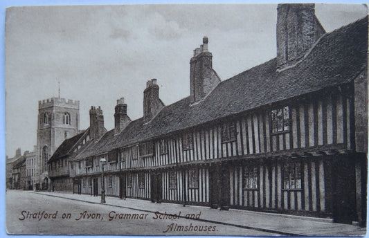 Vintage Postcard of Stratford on Avon, Grammar School and Almshouses