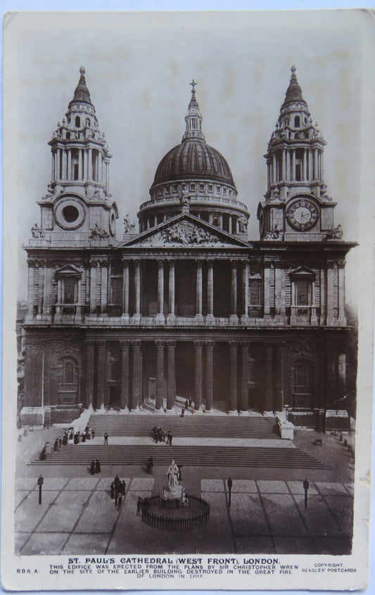 Vintage Postcard of St. Pauls Cathedral (West Front) London