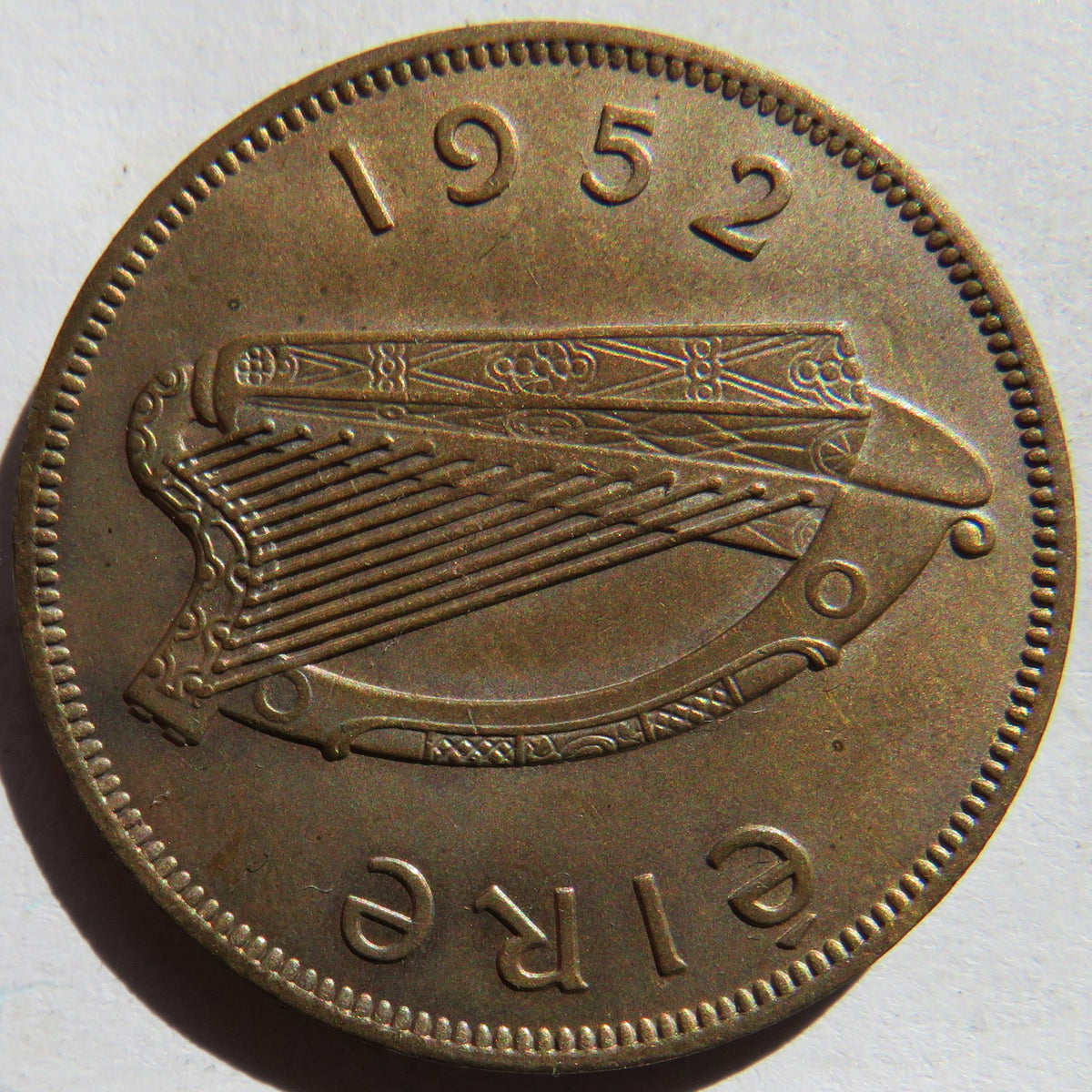 1952 Ireland Eire One Penny Coin In High Grade