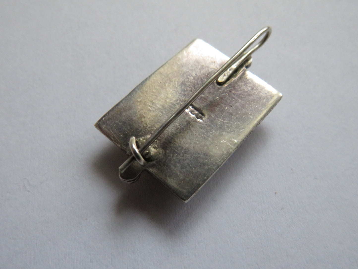 Vintage Sterling Silver & Black Stone Ladies Brooch