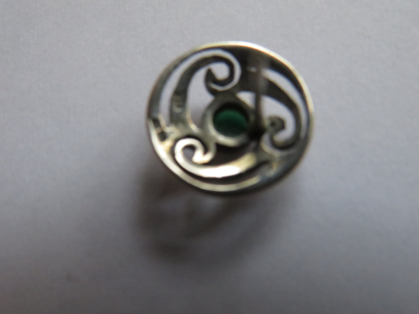 Pair of Sterling Silver & Green Stone Ladies Earrings Celtic Design