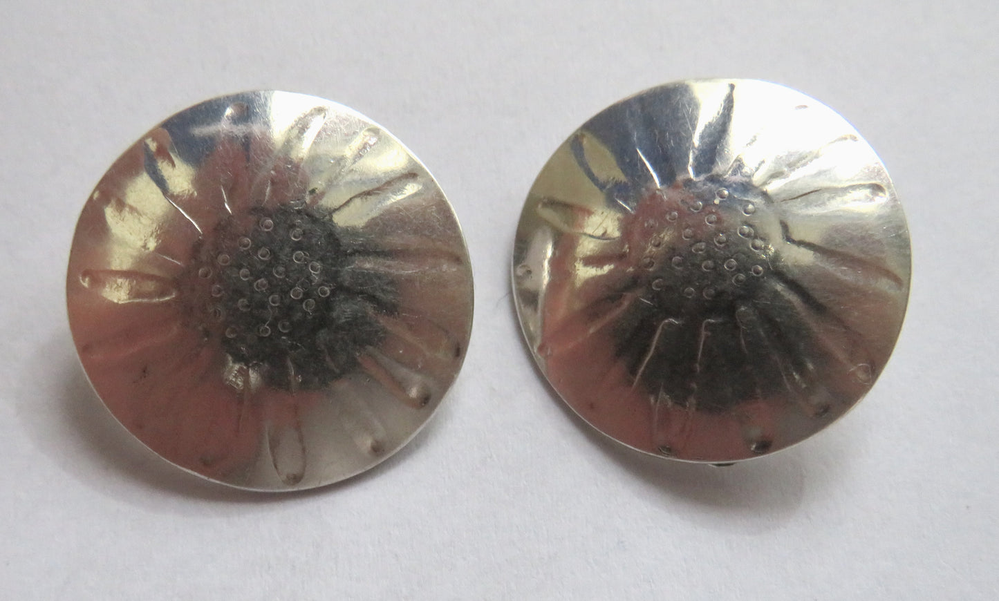 Pair of Sterling Silver Ladies Disc Clip On Earrings Fully Hallmarked