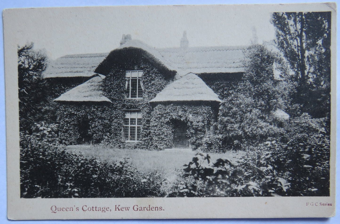 Vintage Postcard of The Queen's Cottage, Kew Gardens