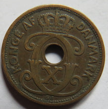 Load image into Gallery viewer, 1927 Denmark 2 Ore Coin
