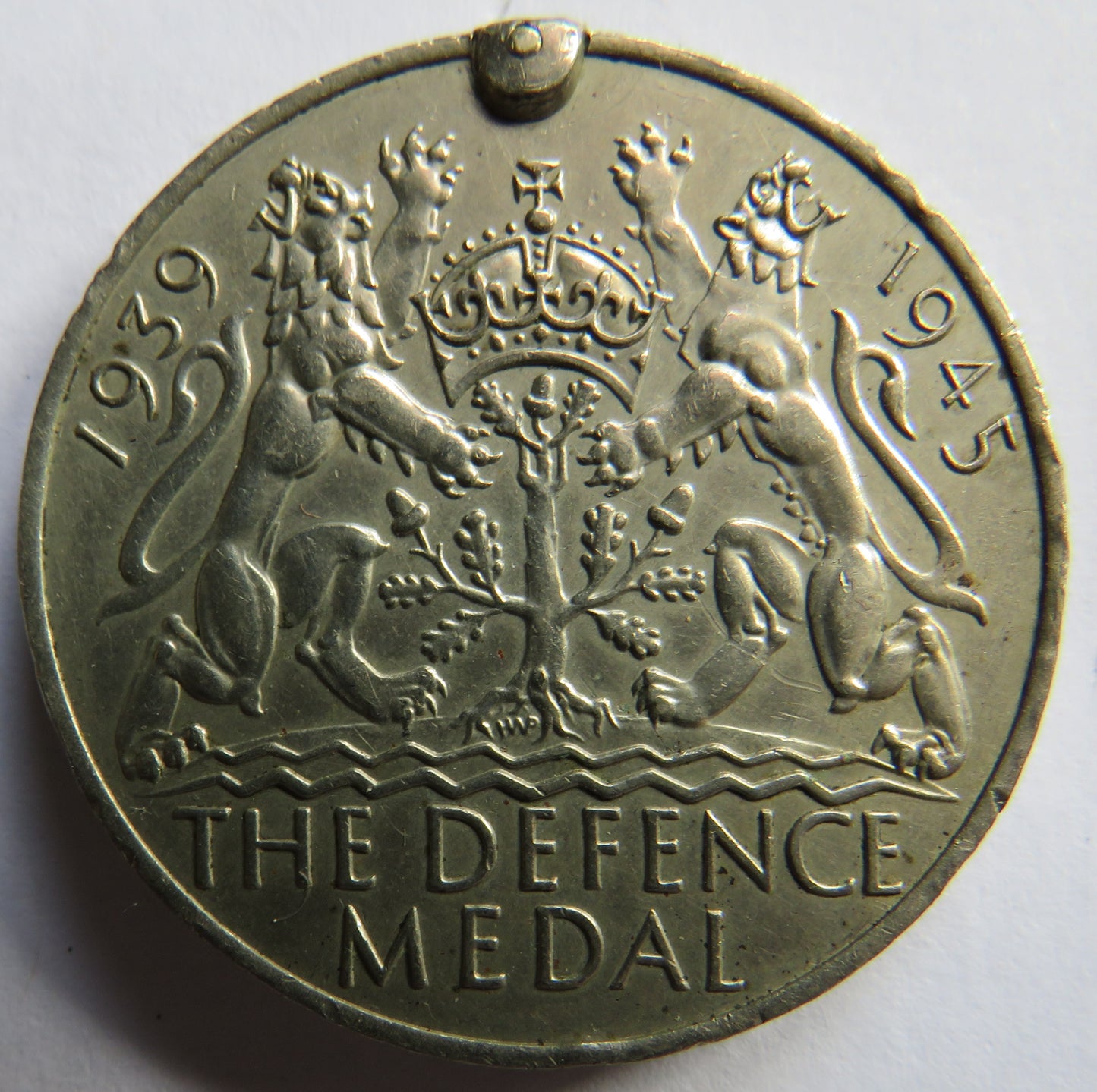 1939 - 1945 King George VI WWII The Defence Medal