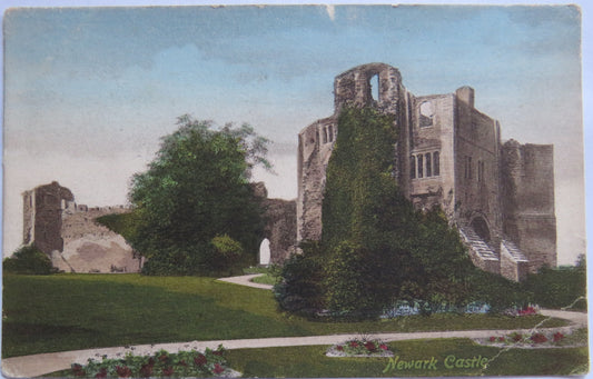Vintage Postcard of Newark Castle 1933