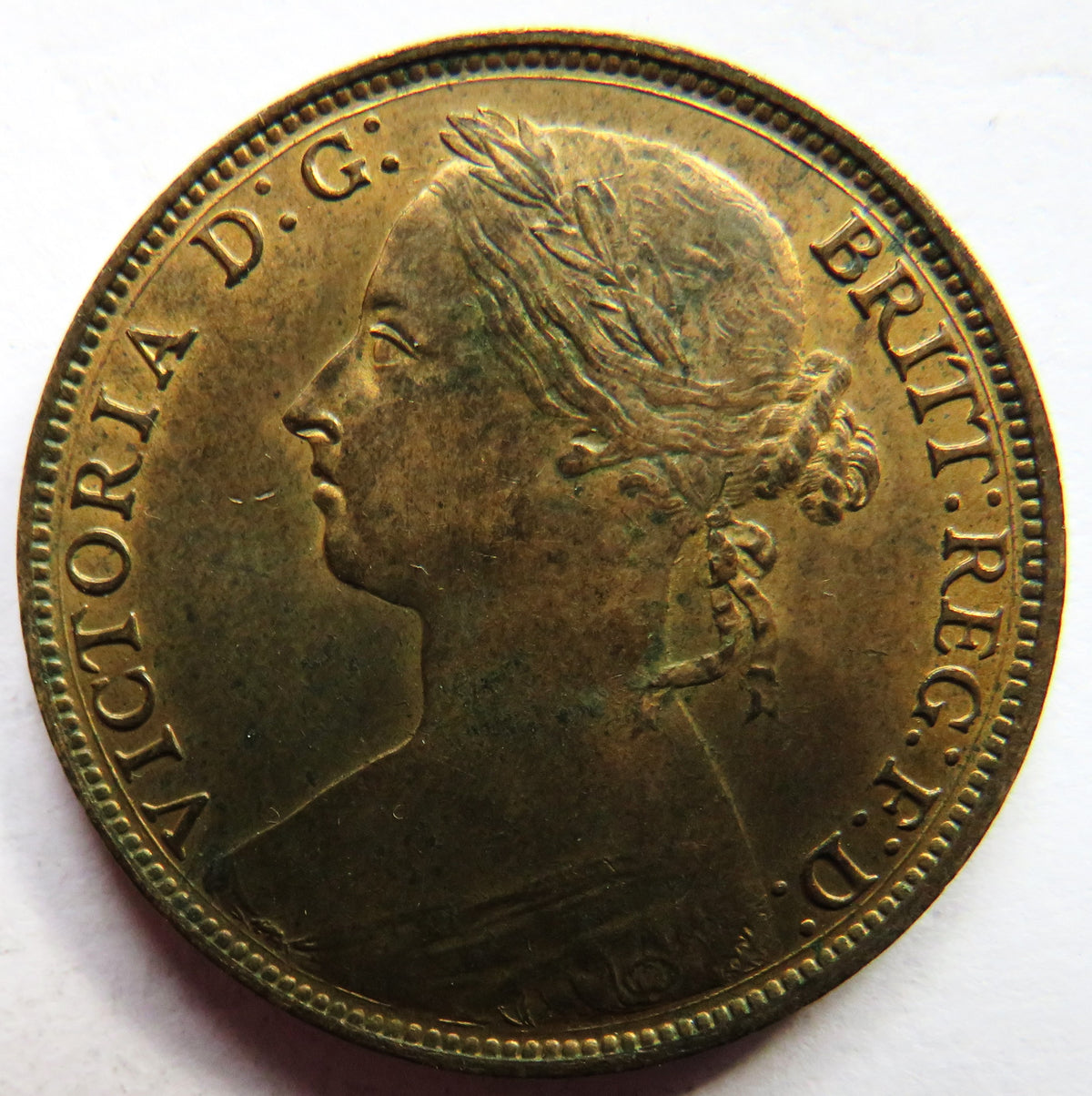 1882-H Queen Victoria Bun Head One Penny Coin In High Grade - Great Britain image 2