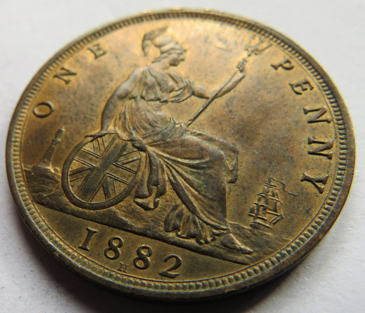 1882-H Queen Victoria Bun Head One Penny Coin In High Grade - Great Britain image 5