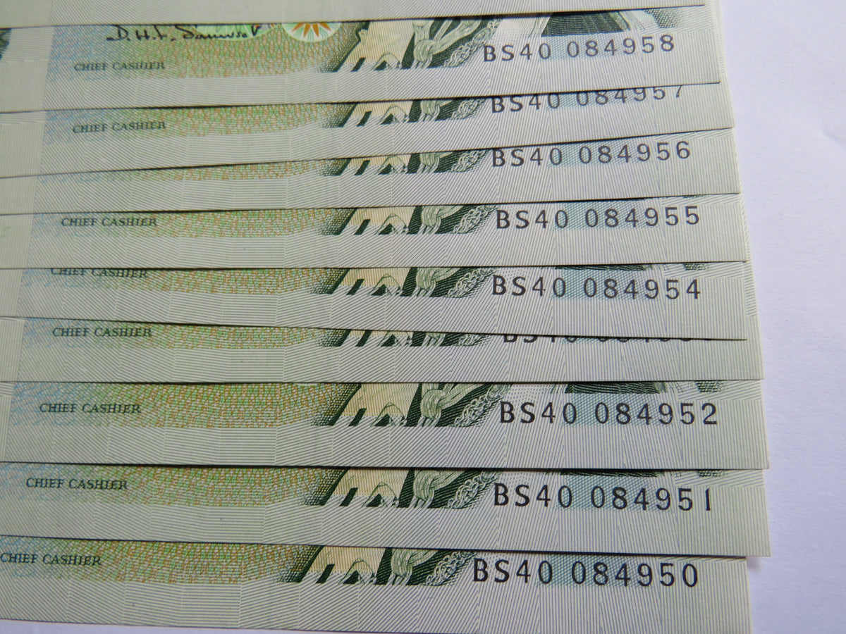 Consecutive Run of 11 Bank of England £1 Banknotes BS40