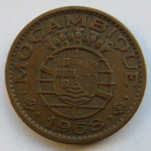 Load image into Gallery viewer, 1968 Mozambique One Escudo Coin
