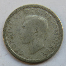 Load image into Gallery viewer, 1942 King George VI Silver Threepence Coin - Great Britain
