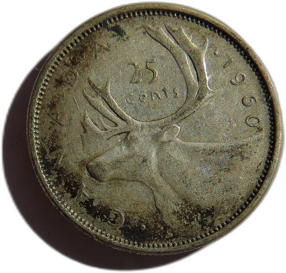 1960 Queen Elizabeth II Canada Silver 25 Cents Coin