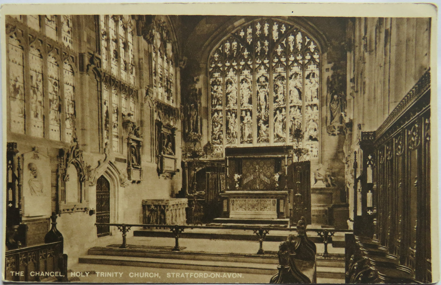 Vintage Postcard of Holy Trinity Church, Stratford-On-Avon