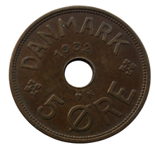 Load image into Gallery viewer, 1932 Denmark 5 Ore Coin
