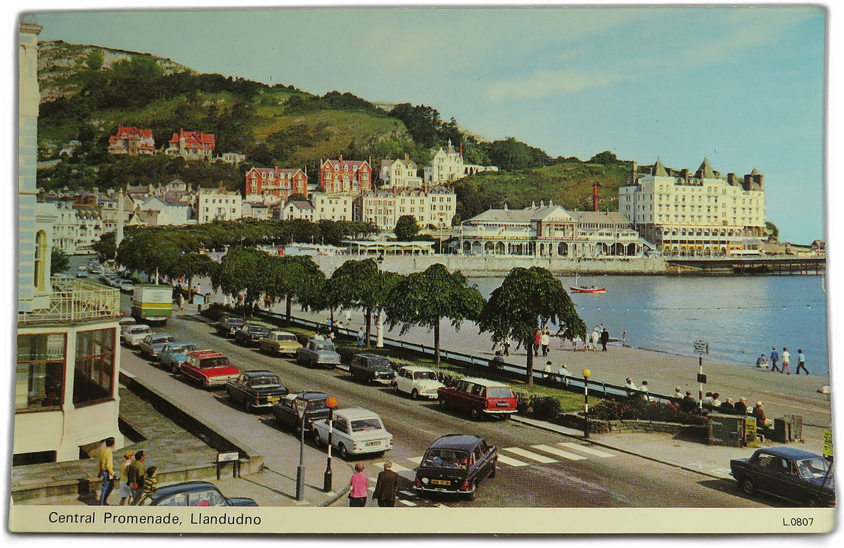 Vintage Postcard of Central Promenade, Llandudno