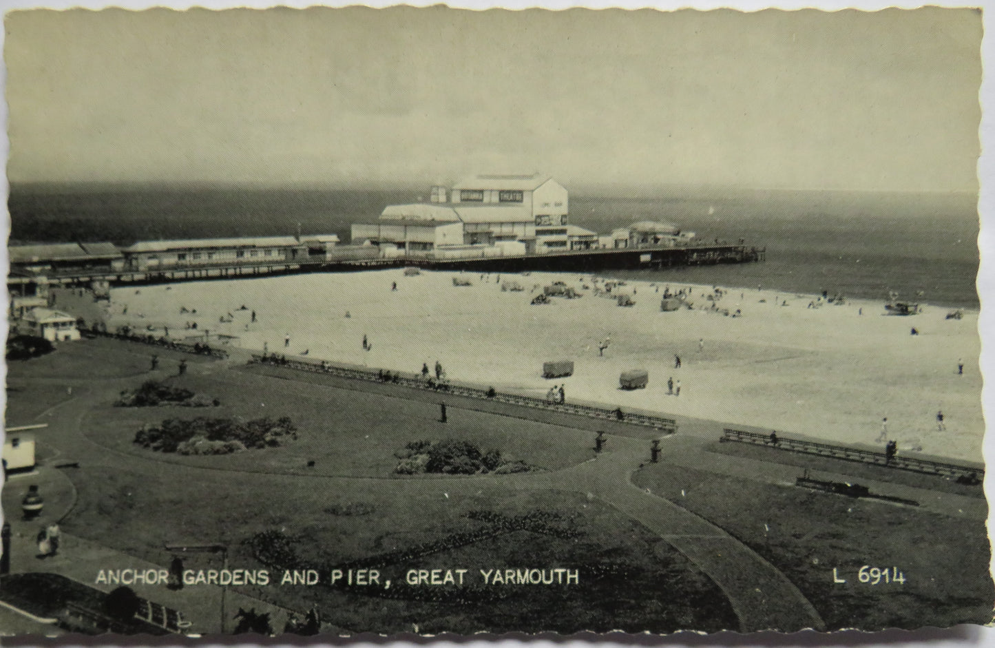 Vintage Postcard of Anchor Gardens and Pier, Great Yarmouth
